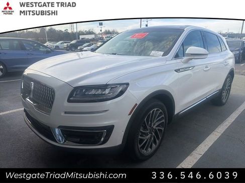 Used 2019 Lincoln Nautilus Reserve image 3
