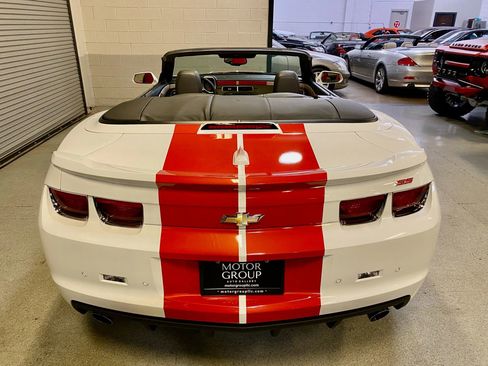 Used 2011 Chevrolet Camaro SS w/ RS Package image 12