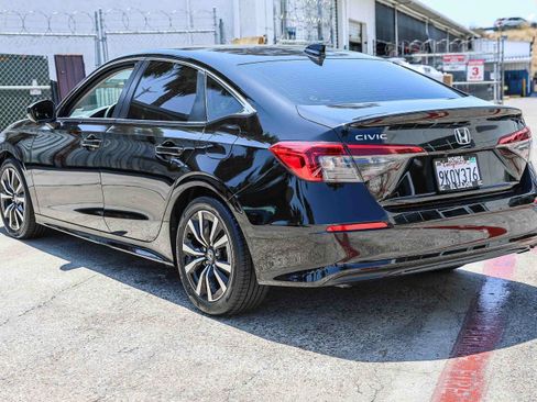 Certified 2024 Honda Civic EX image 23