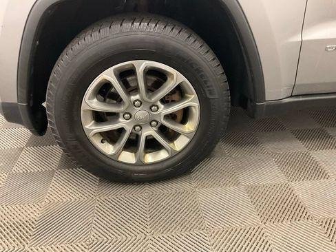 Used 2015 Jeep Grand Cherokee Limited AWD/4WD image 14