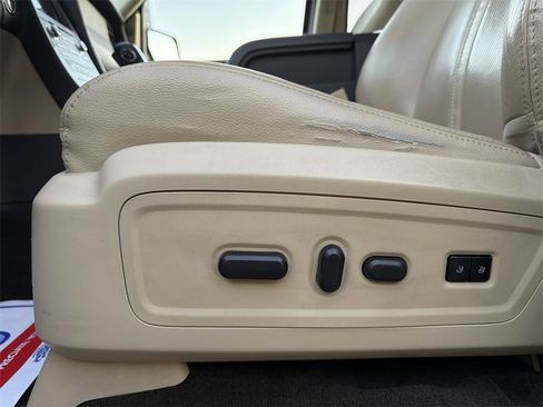 Used 2017 Lincoln Navigator L Reserve image 14