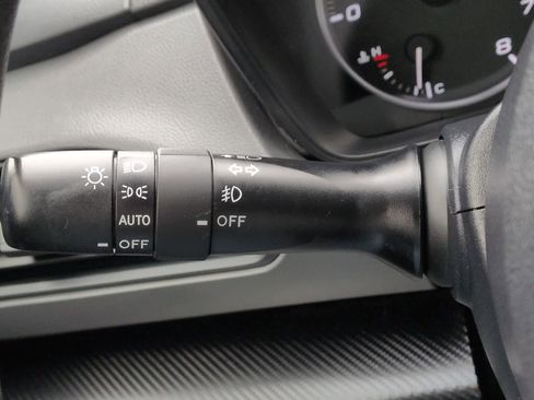 Certified 2024 Subaru Crosstrek 2.0i Premium image 29