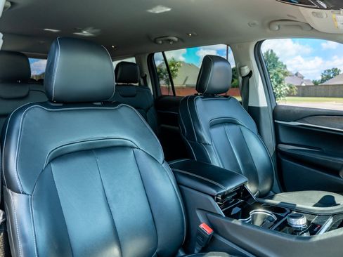 Used 2021 Jeep Grand Cherokee L Limited RWD image 19