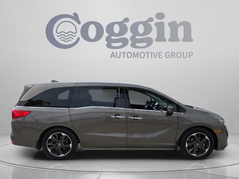 Certified 2022 Honda Odyssey Elite image 6