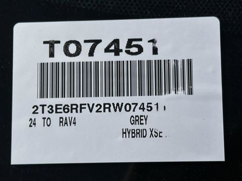 Used 2024 Toyota RAV4 XSE image 15