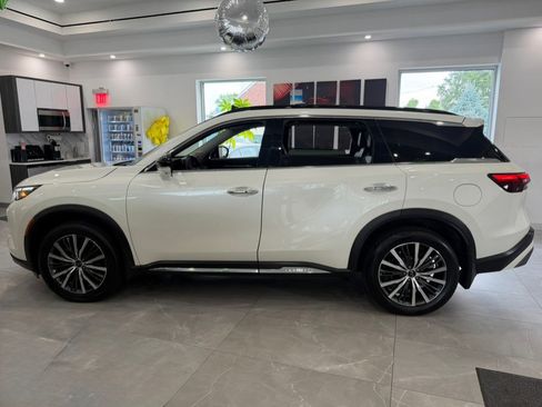 Used 2023 INFINITI QX60 Sensory w/ Vision Package AWD/4WD image 4