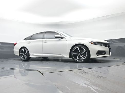 Used 2020 Honda Accord Sport image 36