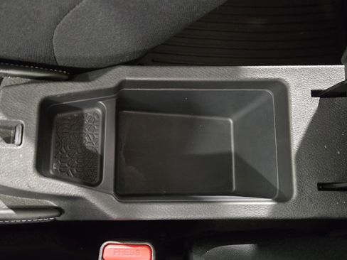 Used 2024 Nissan Kicks SV image 16