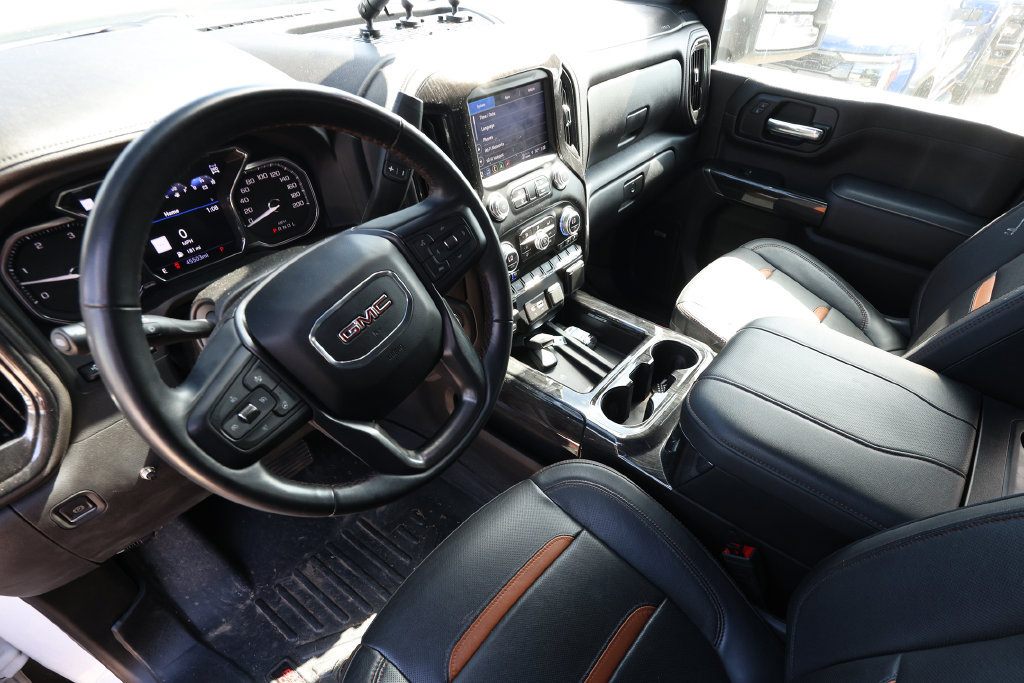 Used 2023 GMC Sierra 2500 AT4 w/ AT4 Premium Plus Package AWD/4WD image 9