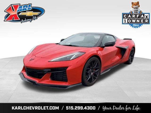 Used 2025 Chevrolet Corvette Z06 w/ Stealth Interior Trim Package RWD image 1