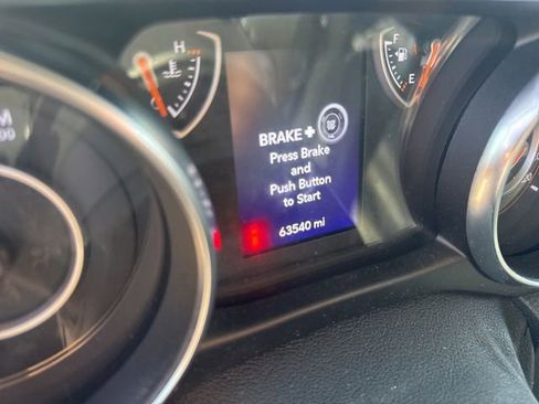 Used 2021 Jeep Wrangler Unlimited Sport AWD/4WD image 11