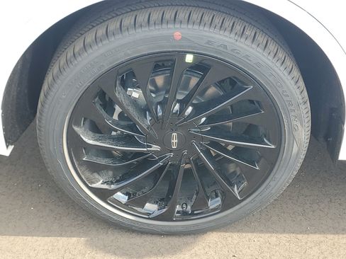 New 2026 Lincoln Aviator Reserve w/ Jet Appearance Package AWD/4WD image 5
