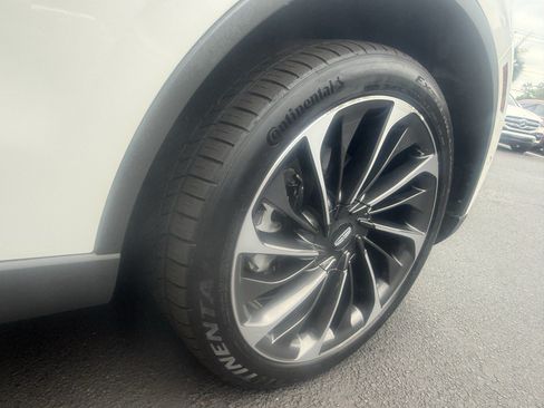 Used 2020 Lincoln Aviator Reserve w/ Equipment Group 202A AWD/4WD image 10