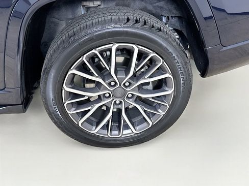 Used 2024 Jeep Grand Cherokee L Summit AWD/4WD image 28