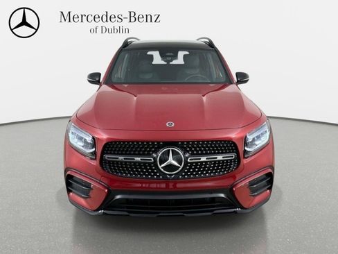 Used 2026 Mercedes-Benz GLB 250 4MATIC image 2