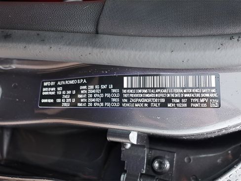 Used 2024 Alfa Romeo Stelvio Ti w/ Performance Driving Package image 26