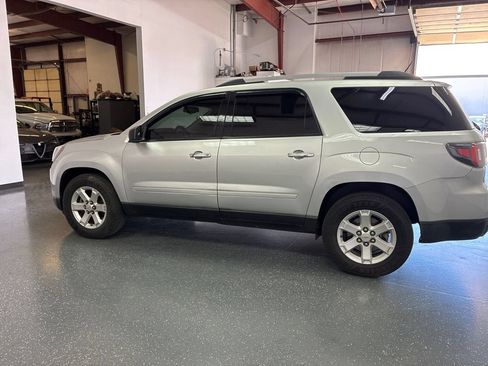 Used 2015 GMC Acadia SLE AWD/4WD image 7