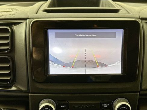 Used 2023 RAM ProMaster 2500 FWD image 12