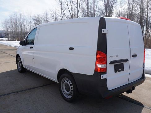 Used 2020 Mercedes-Benz Metris w/ Driver Efficiency Package image 3