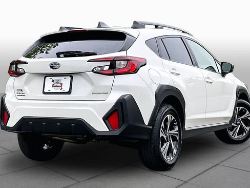 Used 2025 Subaru Crosstrek 2.0i Premium AWD/4WD image 13