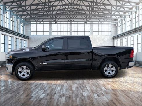 Used 2025 RAM 1500 Big Horn AWD/4WD image 7