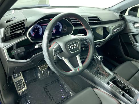 Certified 2025 Audi Q3 2.0T Premium Plus w/ Premium Plus Package image 23