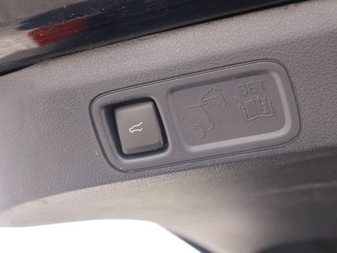 Certified 2024 Ford Expedition Max Limited AWD/4WD image 9