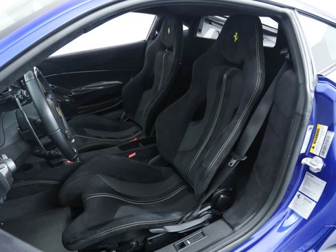 Certified 2020 Ferrari 488 Pista Coupe RWD image 5