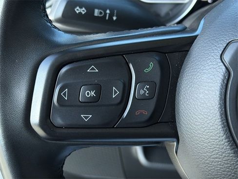 Used 2022 Jeep Gladiator Willys image 30