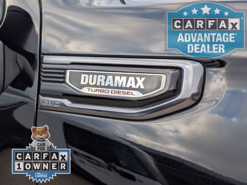 Used 2023 GMC Sierra 1500 AT4 w/ Technology Package AWD/4WD image 38