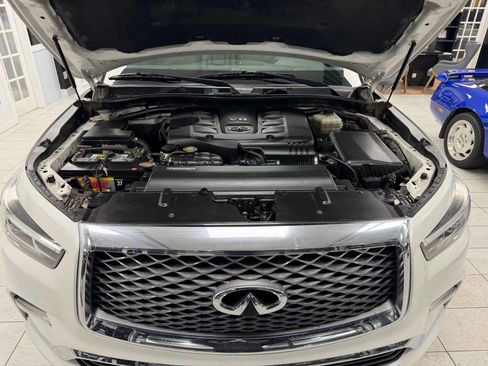 Used 2018 INFINITI QX80 Sport Utility 4D w/ Driver Assistance Package image 34