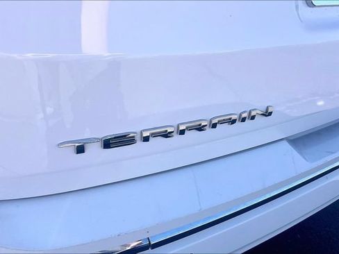 Used 2024 GMC Terrain Denali AWD/4WD image 33