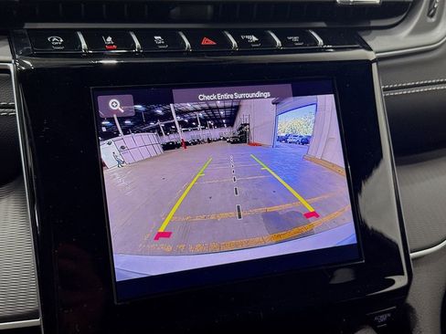 New 2025 Jeep Grand Cherokee L Laredo image 44