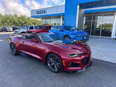 Used 2024 Chevrolet Camaro ZL1 RWD image 1