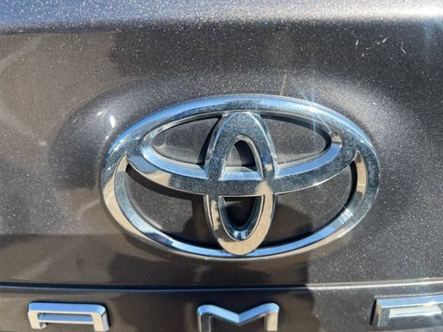 Used 2021 Toyota Camry LE FWD image 6