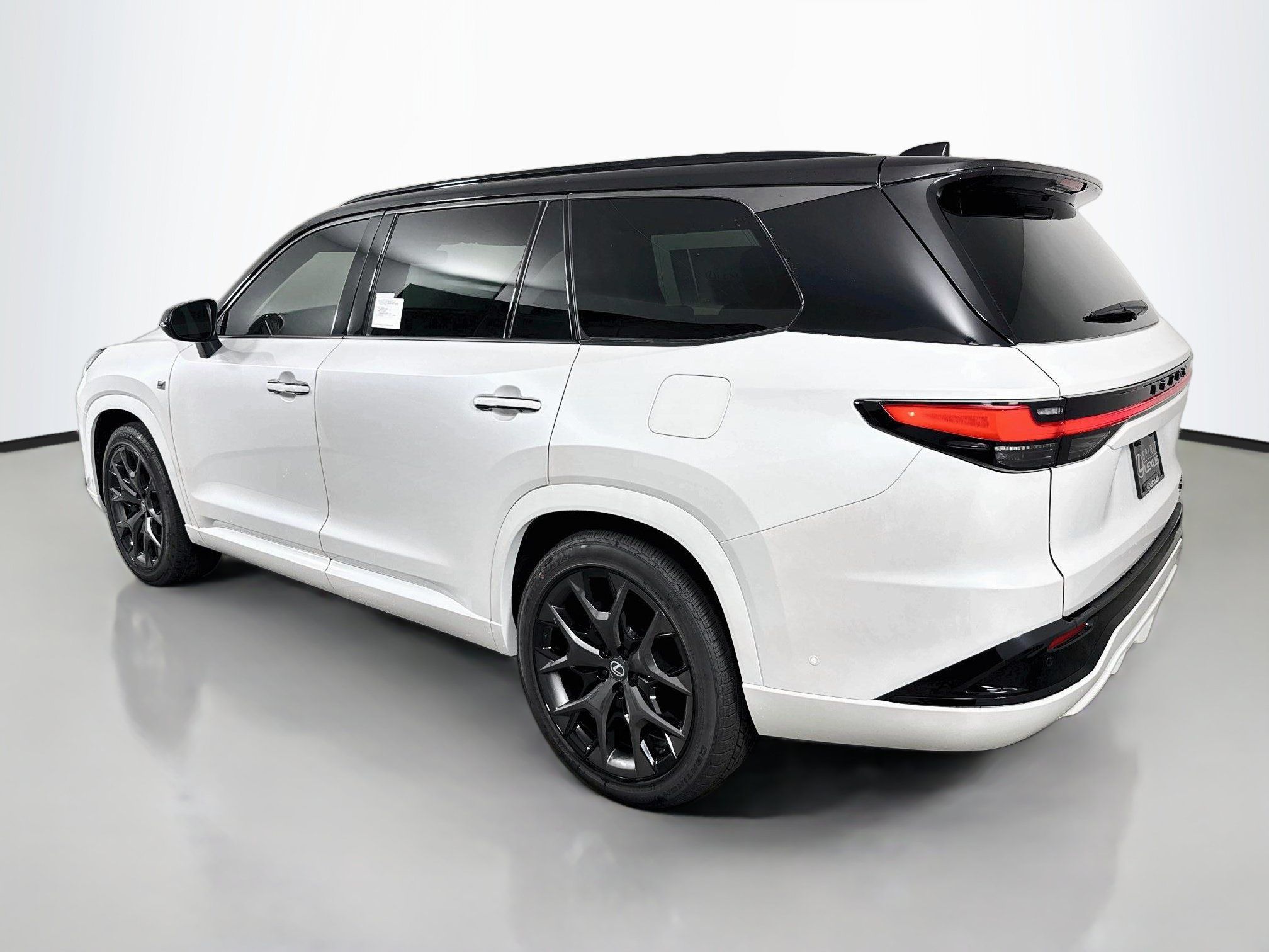 New 2026 Lexus TX 500h AWD w/ Technology Package image 5