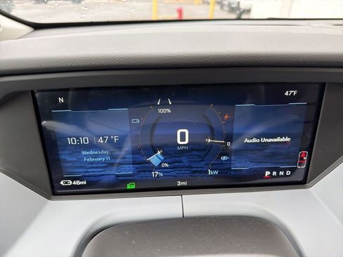 New 2027 Chevrolet Bolt RS w/ Technology Package FWD image 11