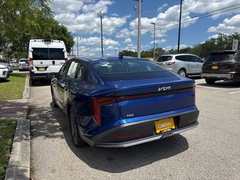 Used 2025 Kia K4 LXS FWD image 5