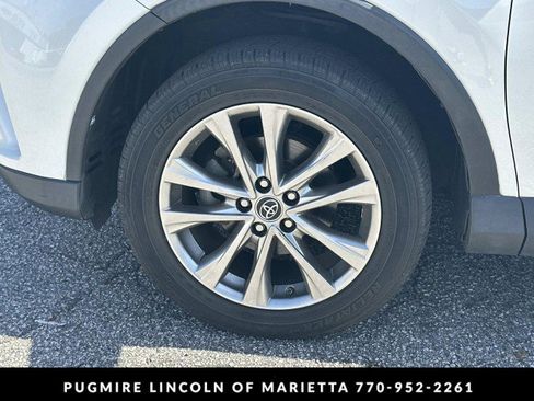 Used 2018 Toyota RAV4 Limited image 28
