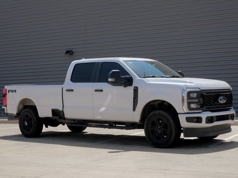 Used 2024 Ford F250 XL w/ STX Appearance Package AWD/4WD image 1