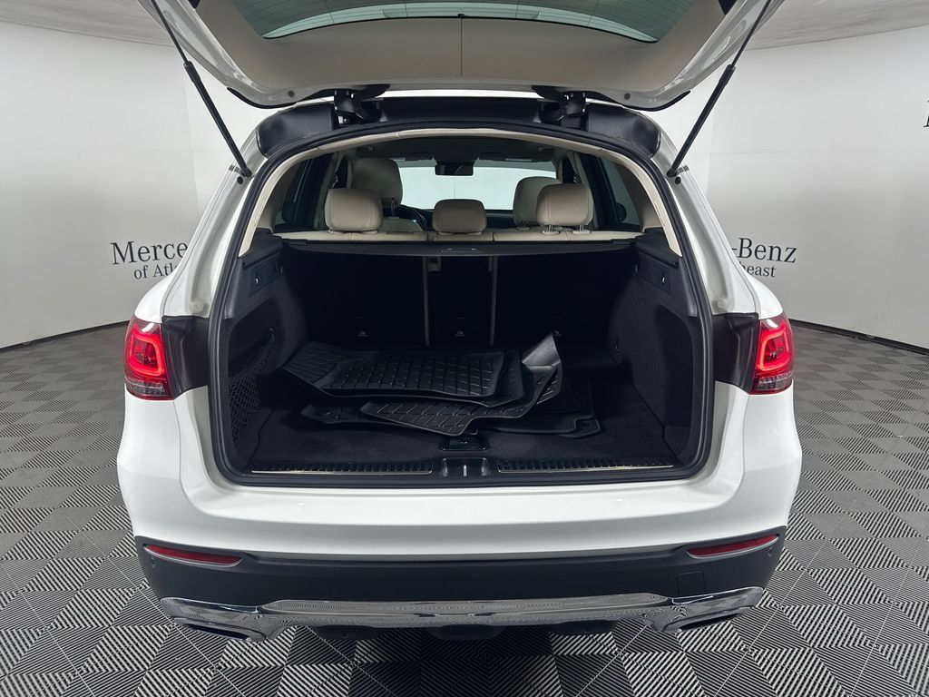 Certified 2022 Mercedes-Benz GLC 300 image 20