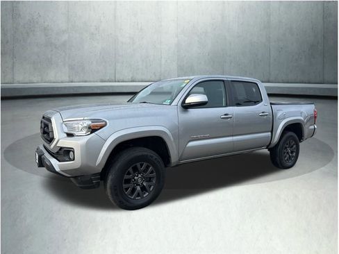 Used 2023 Toyota Tacoma SR5 AWD/4WD image 1