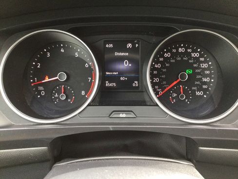 Used 2018 Volkswagen Tiguan S AWD/4WD image 24