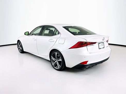 Used 2017 Lexus IS 200t w/ Navigation System Package RWD image 5