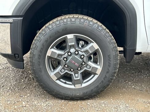New 2026 GMC Sierra 2500 SLE AWD/4WD image 32