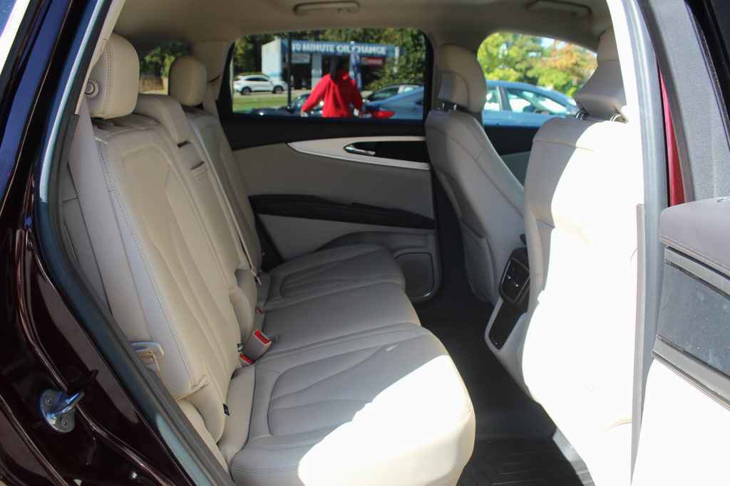 Used 2019 Lincoln Nautilus FWD image 25