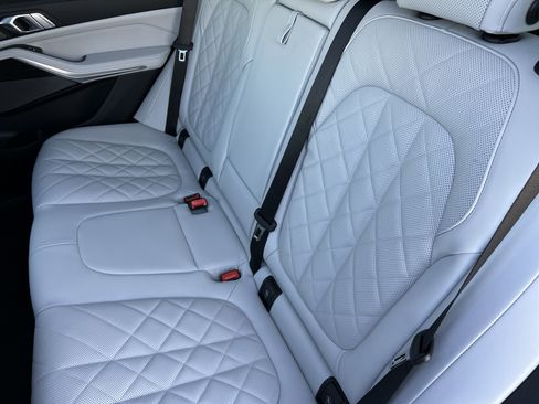 New 2026 BMW X5 xDrive50e w/ M Sport Package image 15