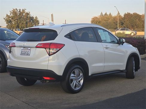 Used 2020 Honda HR-V EX image 4