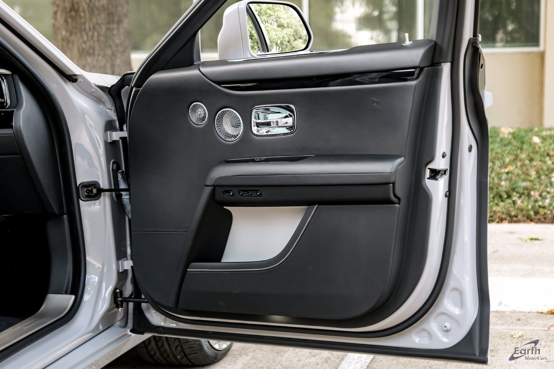 Used 2021 Rolls-Royce Ghost AWD/4WD image 94
