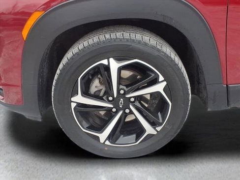 Used 2021 Chevrolet TrailBlazer RS w/ Sun and Liftgate Package image 10